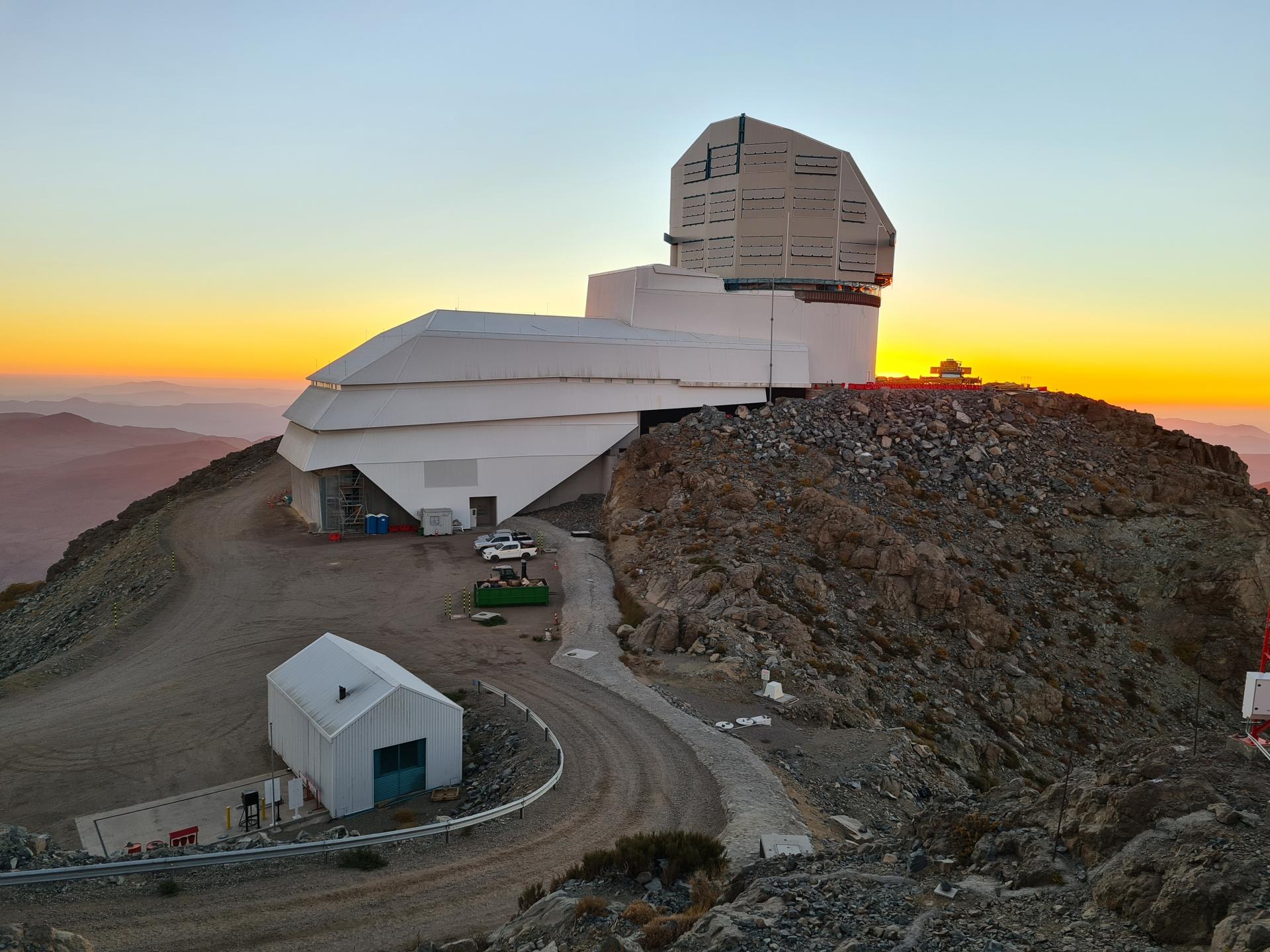 Brasil no Horizonte Cósmico: Participação Nacional em Projeto de Supertelescópio Revoluciona a Astronomia - Papel News